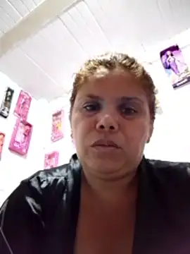 Zafiro MD online show from May 3, 2026, 12:05 am