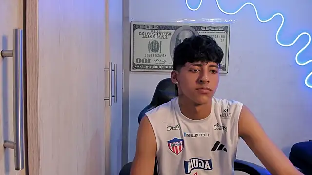 dante martinez online show from April 22, 2026, 11:11 pm