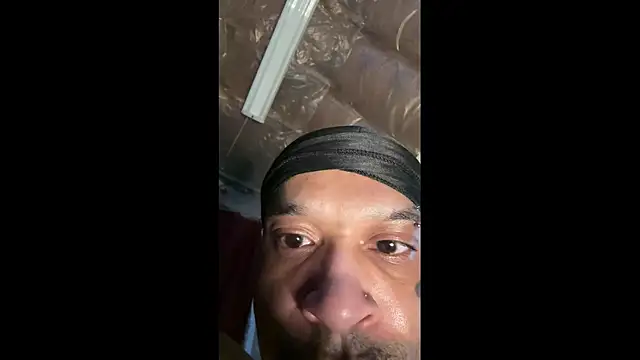 JRNBLU44 online show from May 1, 2026, 5:34 am