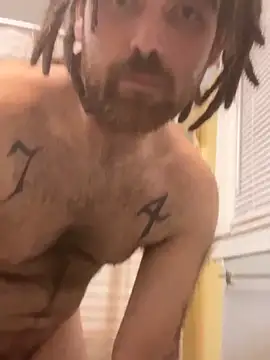 Snapshot of PolePackN chatting on April 1, 2026, 4:36 am PolePackN online show from April 1, 2026, 4:36 am