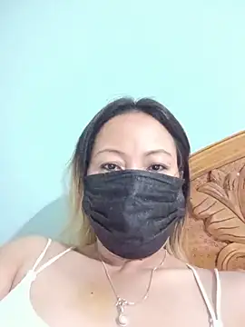 Bristy BigBoobs online show from May 15, 2026, 3:54 pm