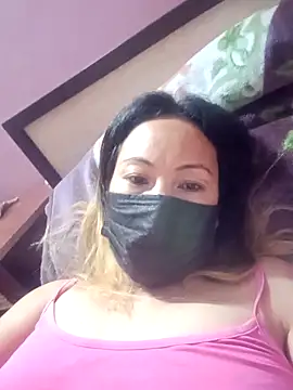 Bristy BigBoobs online show from April 19, 2026, 4:08 pm