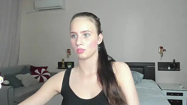 LoveBettie online show from June 9, 2026, 2:29 pm