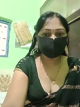 Pinki-girl online show from June 14, 2026, 4:57 am