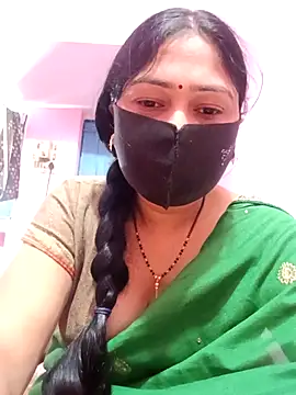 Snapshot of Pinki-girl chatting on May 6, 2026, 4:49 am Pinki-girl online show from May 6, 2026, 4:49 am