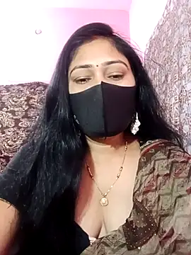 Pinki-girl online show from April 7, 2026, 5:31 am