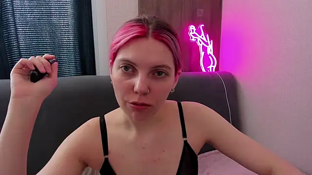 Snapshot of Marie_Reyess chatting on April 22, 2026, 3:13 am Marie Reyess online show from April 22, 2026, 3:13 am