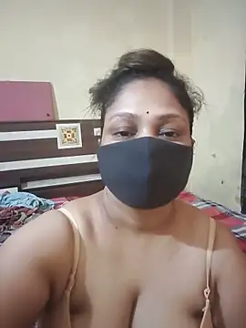 Snapshot of SluttySonam chatting on May 12, 2026, 9:15 am SluttySonam online show from May 12, 2026, 9:15 am