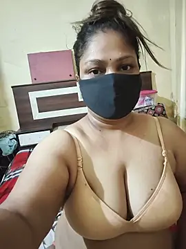 Snapshot of SluttySonam chatting on May 13, 2026, 3:57 am SluttySonam online show from May 13, 2026, 3:57 am