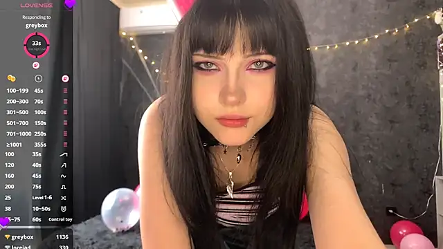 Snapshot of EmilyEmbears chatting on May 16, 2026, 10:36 am EmilyEmbears online show from May 16, 2026, 10:36 am