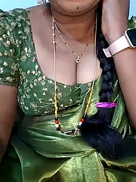 Snapshot of Priya_smiley chatting on April 9, 2026, 6:19 am Priya smiley online show from April 9, 2026, 6:19 am