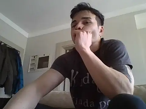 Snapshot of Hayat2Bilet chatting on April 9, 2026, 1:39 pm Hayat2Bilet online show from April 9, 2026, 1:39 pm