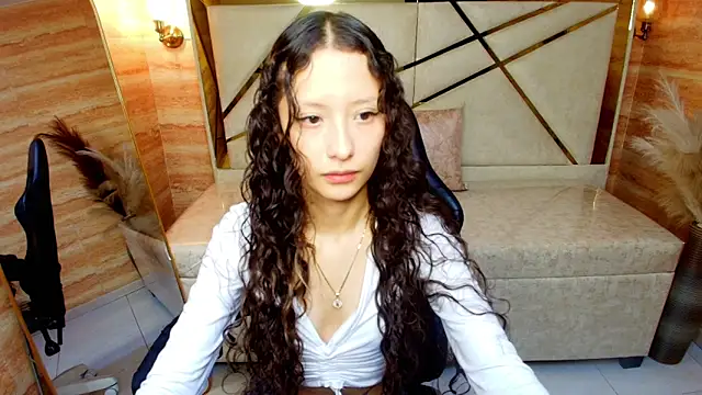 Snapshot of abby__r chatting on April 11, 2026, 12:42 pm abby r online show from April 11, 2026, 12:42 pm