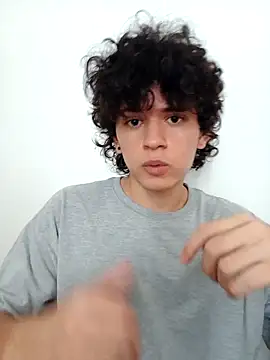 Snapshot of normalboy16 chatting on April 1, 2026, 6:38 pm normalboy16 online show from April 1, 2026, 6:38 pm