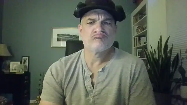 Snapshot of Jaypop2022 chatting on June 7, 2026, 8:41 am Jaypop2022 online show from June 7, 2026, 8:41 am