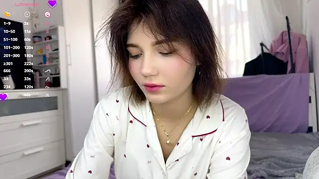 Snapshot of Cute_Capricee chatting on May 8, 2026, 9:24 am Cute Capricee online show from May 8, 2026, 9:24 am