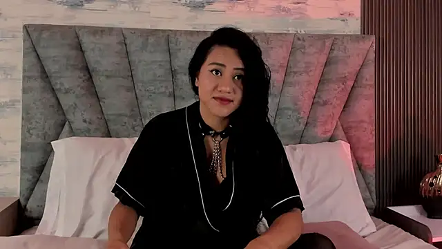 Shashadeluxe online show from April 30, 2026, 12:23 pm