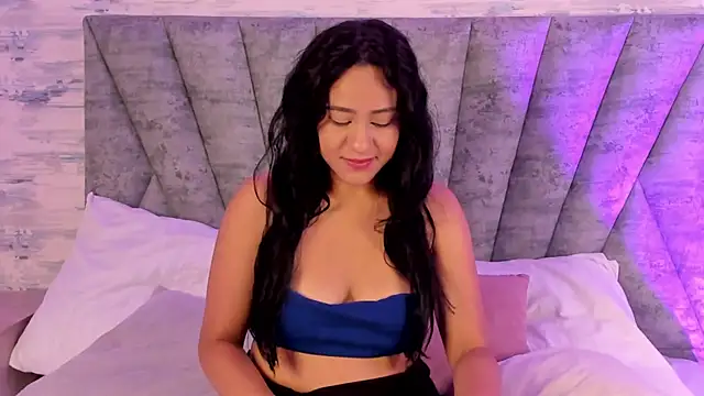 Shashadeluxe online show from May 2, 2026, 12:32 pm