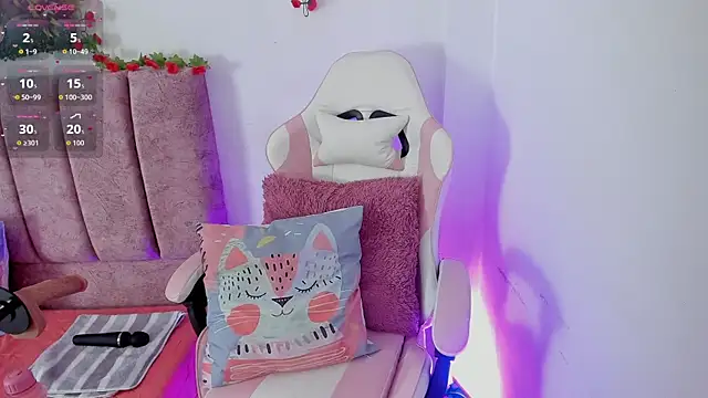 alisson boobs   online show from June 9, 2026, 10:33 pm