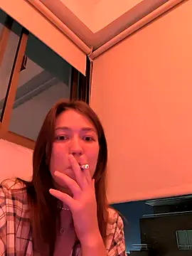 ulika 200419 online show from April 16, 2026, 12:33 am