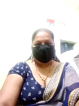 Snapshot of PINKI_024 chatting on May 1, 2026, 5:34 am PINKI 024 online show from May 1, 2026, 5:34 am