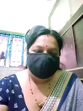 Snapshot of PINKI_024 chatting on April 23, 2026, 12:29 pm PINKI 024 online show from April 23, 2026, 12:29 pm