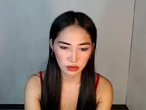 urasiankylie online show from May 1, 2026, 1:27 pm