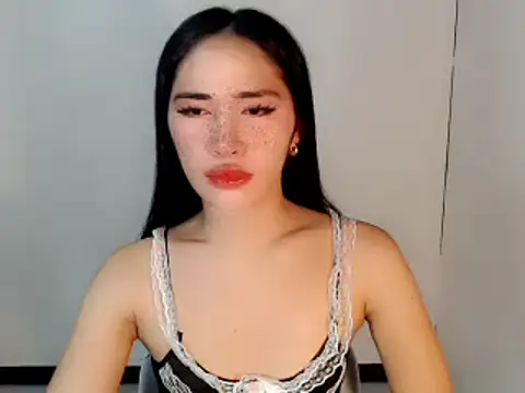 urasiankylie online show from April 26, 2026, 4:59 pm