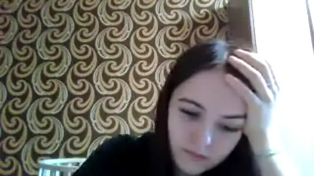 Snapshot of KikiAmino chatting on June 10, 2026, 5:19 am KikiAmino online show from June 10, 2026, 5:19 am