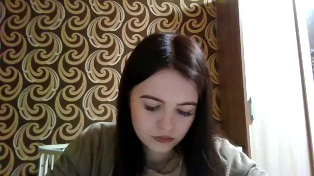 Snapshot of KikiAmino chatting on June 5, 2026, 5:12 am KikiAmino online show from June 5, 2026, 5:12 am