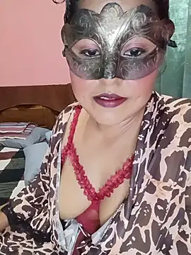Snapshot of Maskedcurves chatting on June 26, 2026, 2:12 pm Maskedcurves online show from June 26, 2026, 2:12 pm