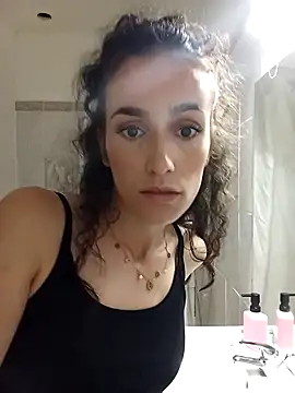 Snapshot of Lolaa92i chatting on April 8, 2026, 8:21 pm Lolaa92i online show from April 8, 2026, 8:21 pm