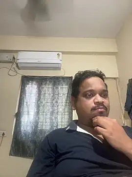 Snapshot of Amit_sa chatting on May 15, 2026, 4:32 am Amit sa online show from May 15, 2026, 4:32 am