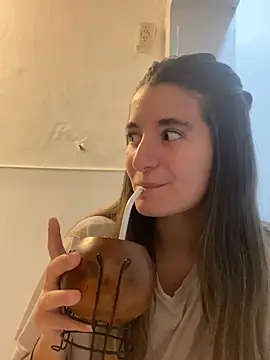 Snapshot of Malvitaxx chatting on April 4, 2026, 5:58 am Malvitaxx online show from April 4, 2026, 5:58 am