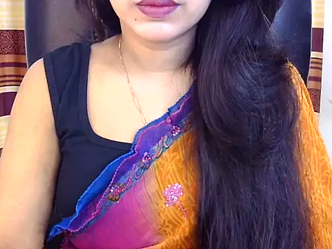Noor Zarin online show from May 4, 2026, 7:28 pm