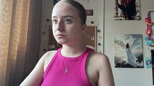Snapshot of SabinaHaggen chatting on April 6, 2026, 3:02 pm SabinaHaggen online show from April 6, 2026, 3:02 pm