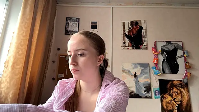 Snapshot of SabinaHaggen chatting on April 28, 2026, 1:37 pm SabinaHaggen online show from April 28, 2026, 1:37 pm