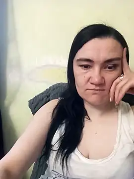 AlissaSecret online show from April 4, 2026, 5:47 am