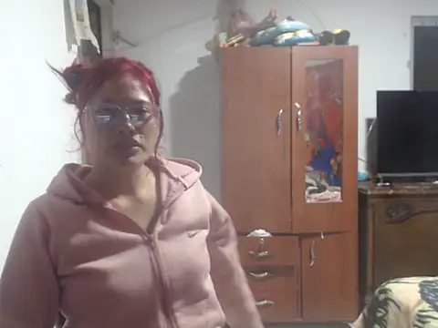 Snapshot of amber_squirtsx chatting on June 27, 2026, 1:44 am amber squirtsx online show from June 27, 2026, 1:44 am