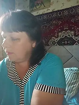 Snapshot of AuroKaria chatting on June 13, 2026, 2:59 pm AuroKaria online show from June 13, 2026, 2:59 pm