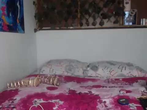 Melanysugar online show from April 15, 2026, 1:04 pm