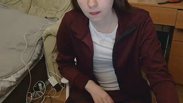 Snapshot of JessicaHolland1 chatting on May 5, 2026, 7:50 pm JessicaHolland1 online show from May 5, 2026, 7:50 pm