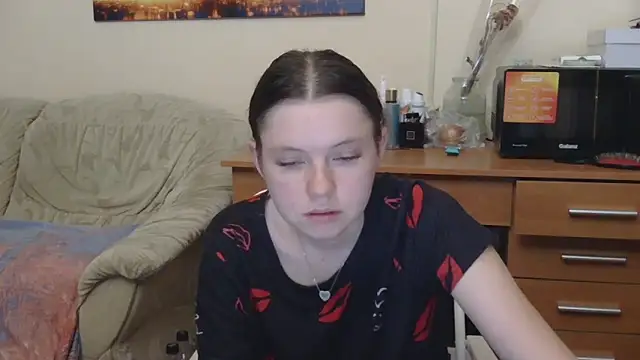 Snapshot of JessicaHolland1 chatting on May 21, 2026, 7:11 pm JessicaHolland1 online show from May 21, 2026, 7:11 pm