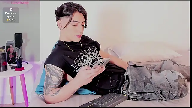 Snapshot of Thiago_angel chatting on April 22, 2026, 6:09 am Thiago angel online show from April 22, 2026, 6:09 am