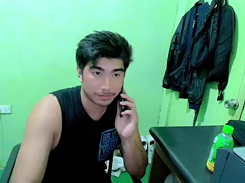 Hunkfireman online show from April 18, 2026, 8:42 pm