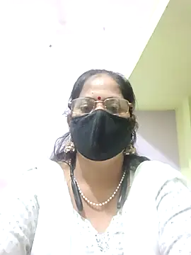 Snapshot of SEEMA_012 chatting on May 15, 2026, 4:54 am SEEMA 012 online show from May 15, 2026, 4:54 am
