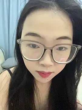 Snapshot of cherry3q chatting on April 7, 2026, 7:32 am cherry3q online show from April 7, 2026, 7:32 am