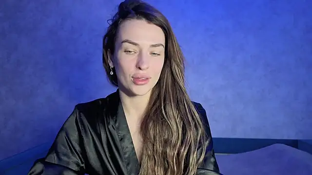 Snapshot of Kira__love1 chatting on May 2, 2026, 8:41 am Kira love1 online show from May 2, 2026, 8:41 am