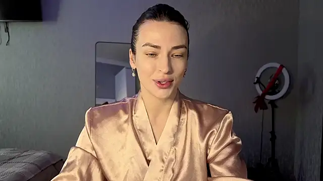 Snapshot of Kira__love1 chatting on May 17, 2026, 11:54 am Kira love1 online show from May 17, 2026, 11:54 am