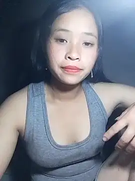 Snapshot of Liss-mimi chatting on April 21, 2026, 8:59 pm Liss-mimi online show from April 21, 2026, 8:59 pm